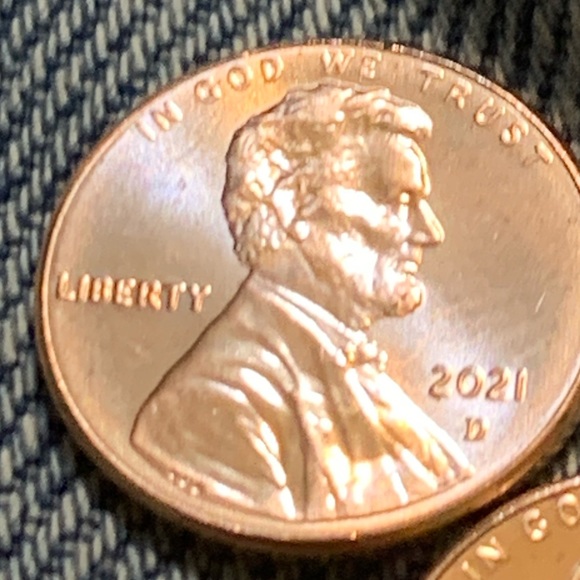 2021 fresh out of the role uncirculated penny with errors - Picture 2 of 3